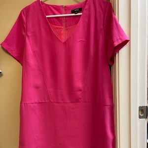 Pop of color for warm weather